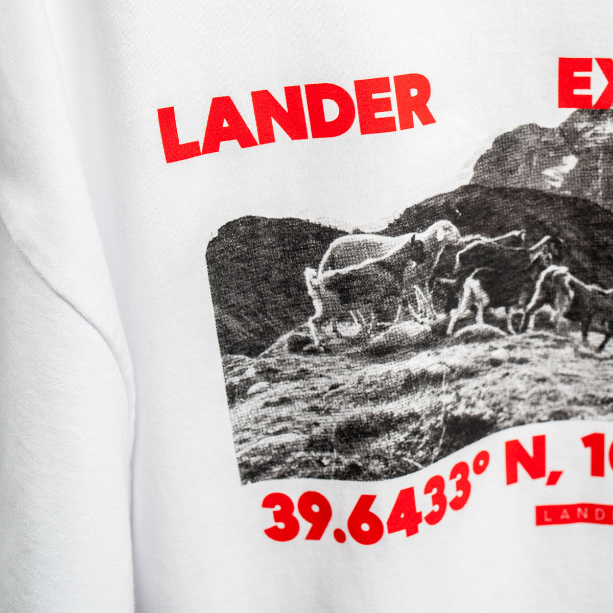Lander Explorer T-Shirt White - S,, large