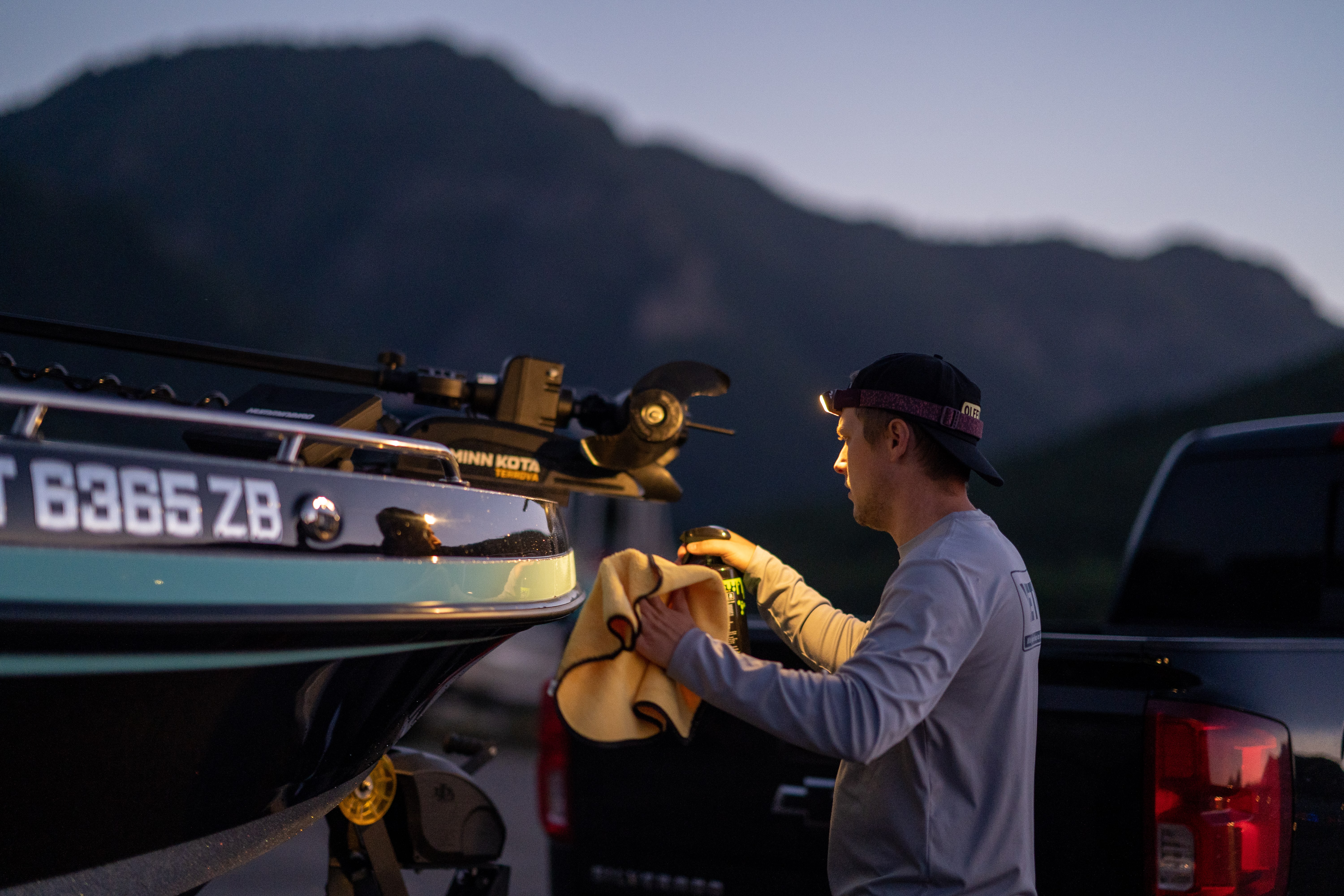  KIVA headlamp used to clean fishing boat